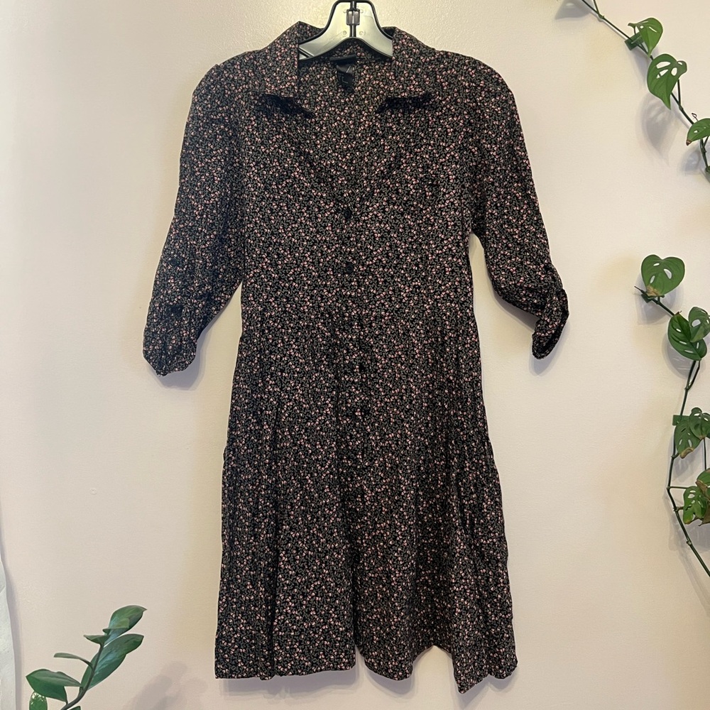 Button up shirt dress with quarter sleeves and collar